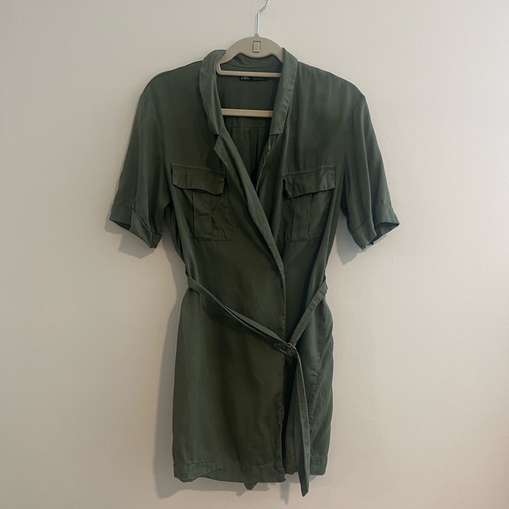 Zara green tie waist dress